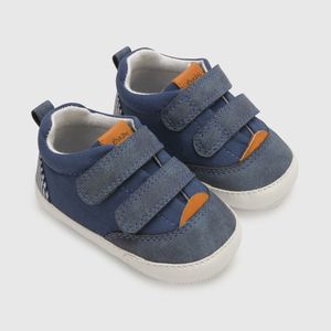 Zapato de niño azul
