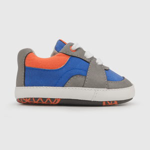Zapatilla de niño azul