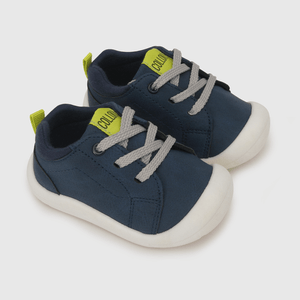 Zapato de niño azul