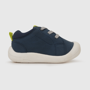 Zapato de niño azul