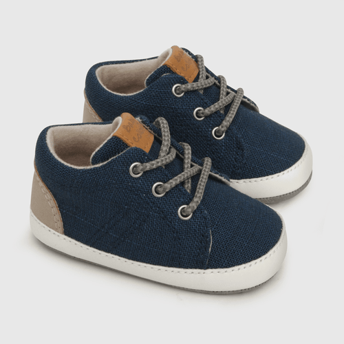 Zapato de niño cordones azul