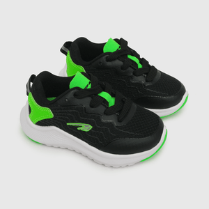 Zapatilla deportiva de niño caña baja negro