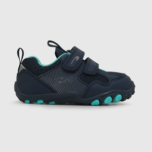 Zapatilla outdoor de niño print lateral azul
