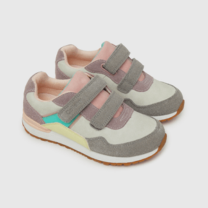Zapatilla de niña jogging gris