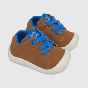 Zapato de bebe niño de bebé niño camel
