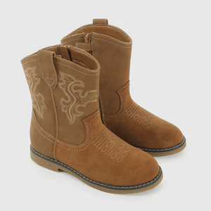 Bota Colección Niña café